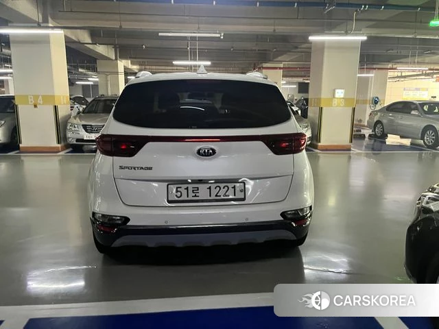 Kia Sportage The Bold 2019 Белый из Кореи, фото 4