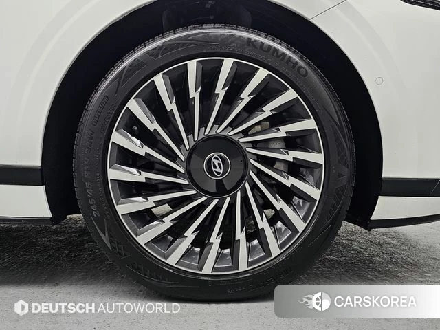 Hyundai Grandeur (GN7) id 3811753 из Кореи 13