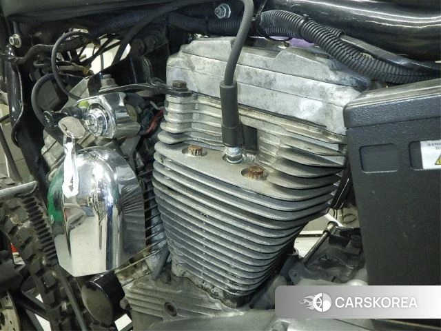 Engine photo