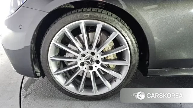 Mercedes-Benz E-Class W213 id 3712328 из Кореи 14