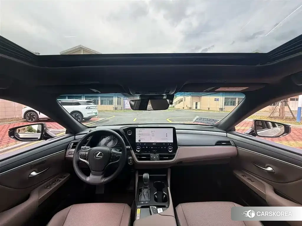 Lexus ES 2025 Черный из Китая, фото 4