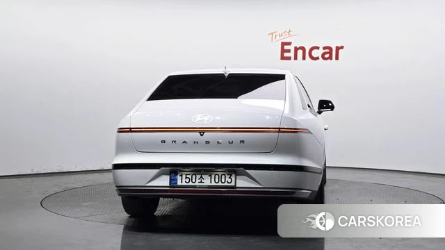 Hyundai Grandeur (GN7) id 3897387 из Кореи 14
