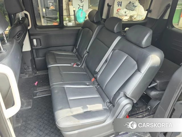 Hyundai Staria id 3965319 из Кореи 8