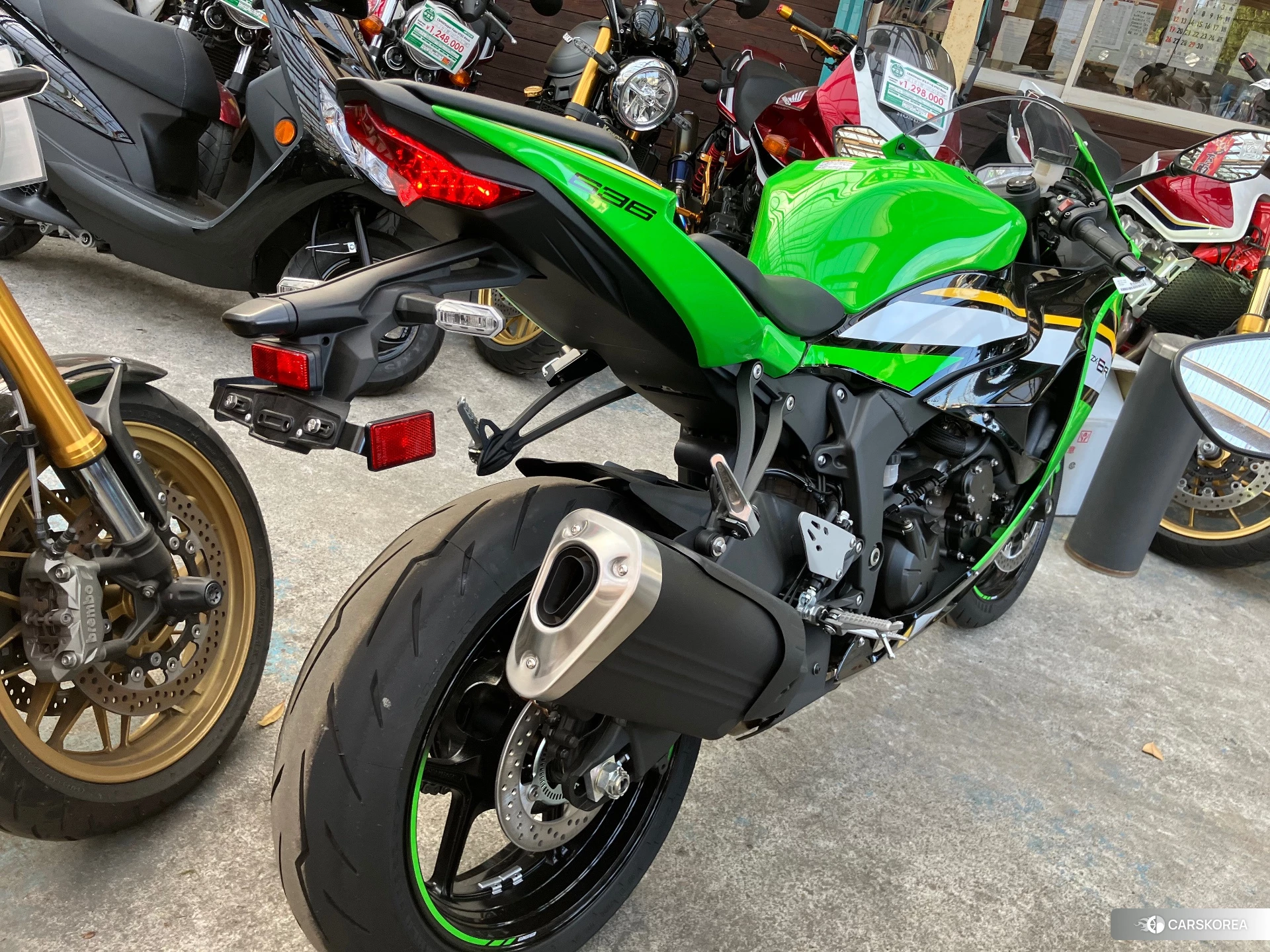 Kawasaki NINJA ZX-6R 2025 из Японии, фото 2