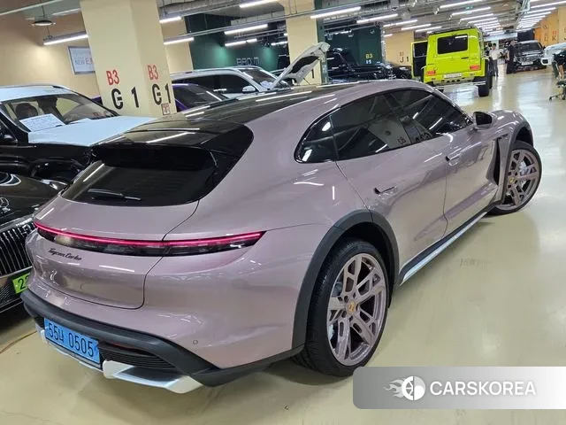 Porsche Taycan id 2939325 из Кореи 14