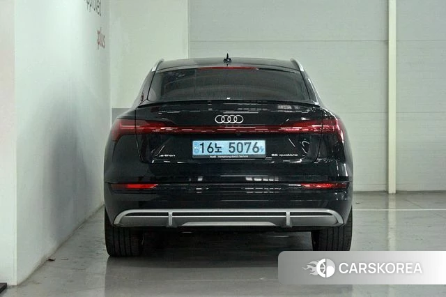 Audi e-Tron id 3842355 из Кореи 14