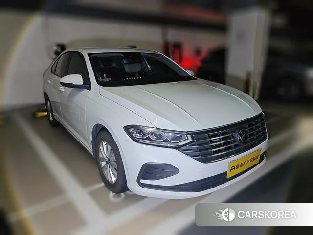 Volkswagen Lavida 2022 Белый из Китая, фото 4