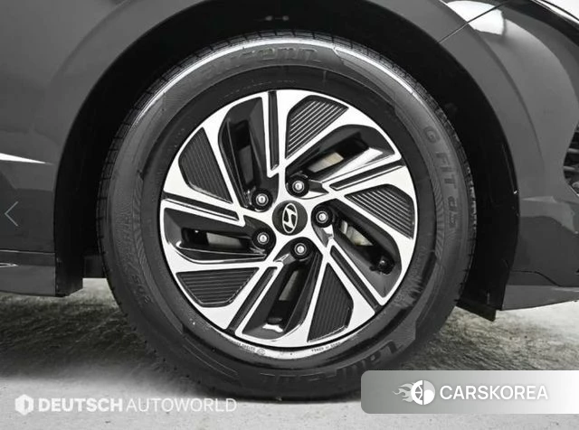 Hyundai Sonata D Edge Hybrid (DN8) id 4274832 из Кореи 13