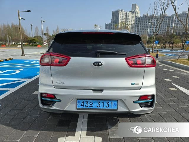 Kia Niro EV id 3924105 из Кореи 14