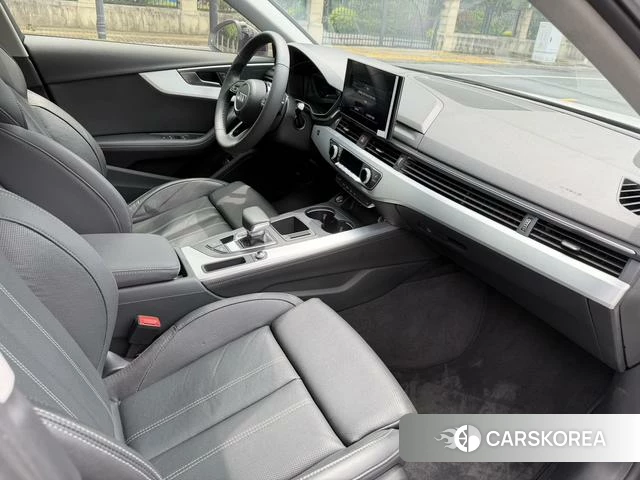 Audi A4L 2022 Белый из Китая, фото 5