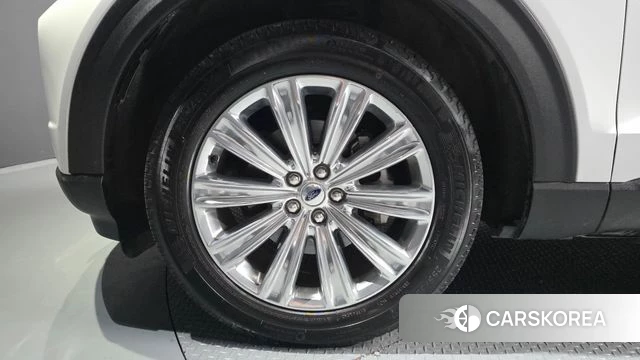 Ford Explorer 6th Generation id 3813043 из Кореи 14