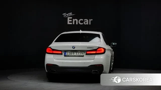 BMW 5 Series (G30) id 3625948 из Кореи 14