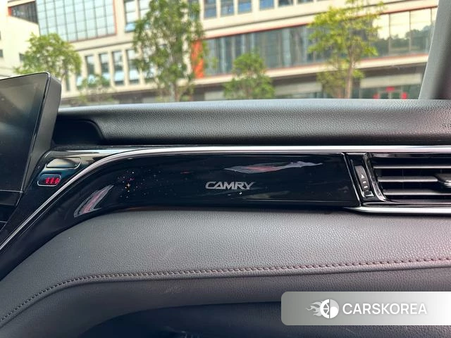 Toyota Camry 2023 Серебристо-серый из Китая, фото 5