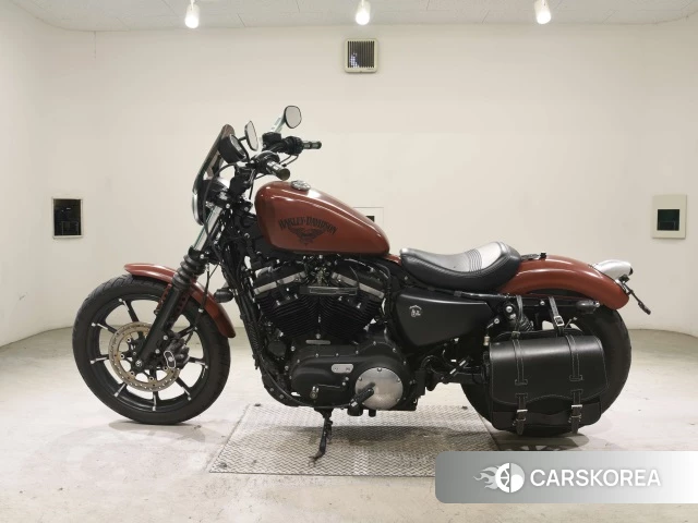 Проданный Harley-Davidson Sportster XL883N 2017 из Японии, фото 2