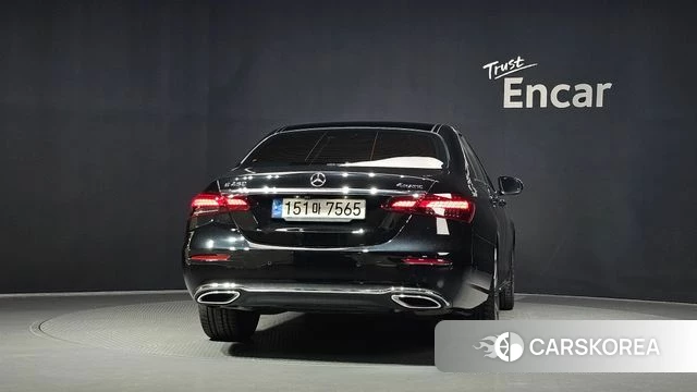Mercedes-Benz E-Class W213 id 4645875 из Кореи 30