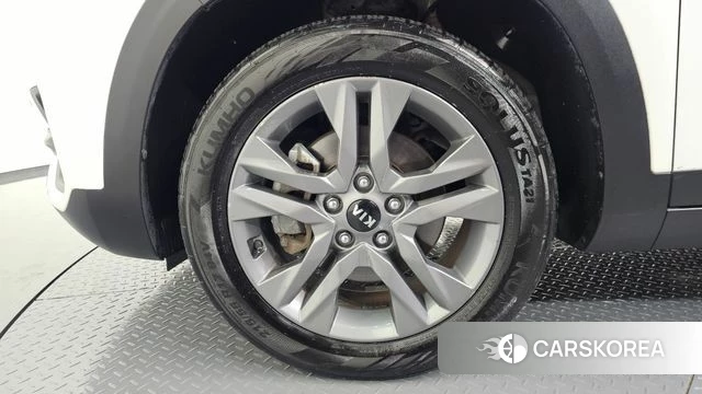 Kia Seltos id 4625538 из Кореи 26