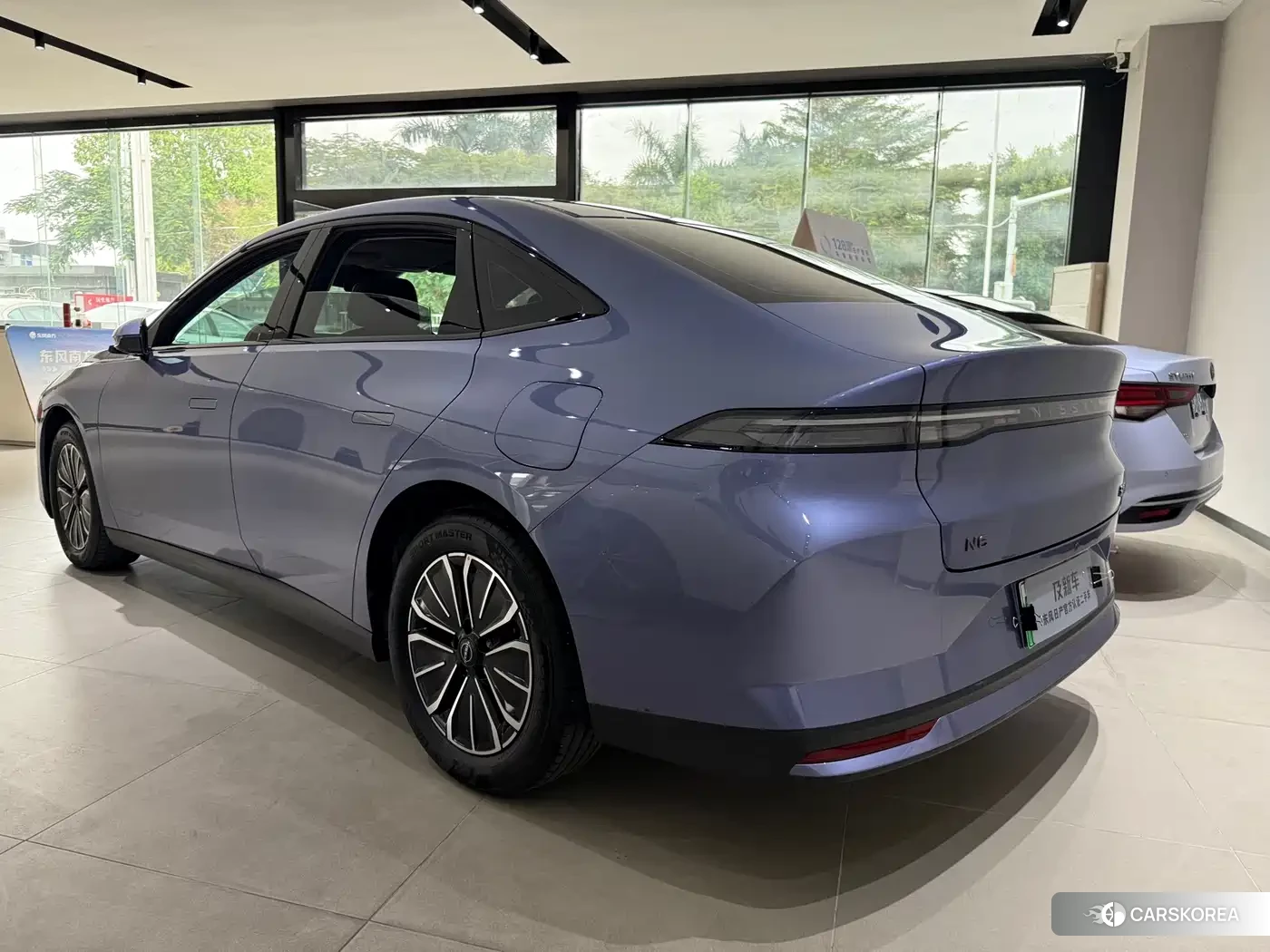 Nissan N6 id 4674302 из Китая 13