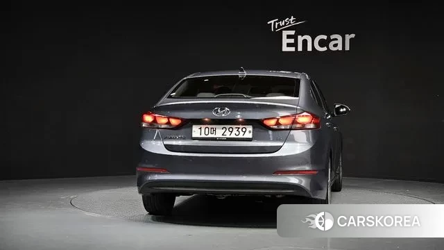 Hyundai Avante AD id 3547553 из Кореи 14