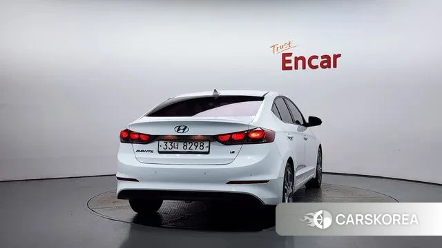 Hyundai Avante AD id 3090983 из Кореи 14