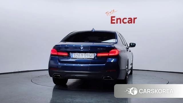 BMW 5 Series (G30) id 3843683 из Кореи 14