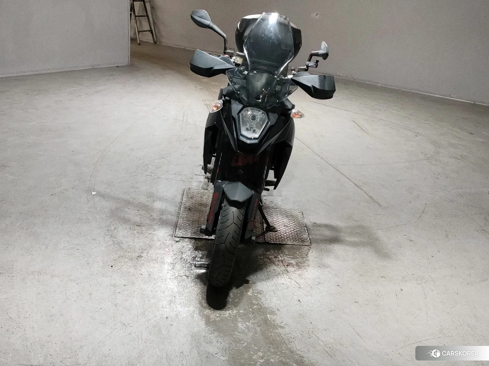 Проданный KTM 990 SUPERMOTO T 2012 из Японии, фото 2