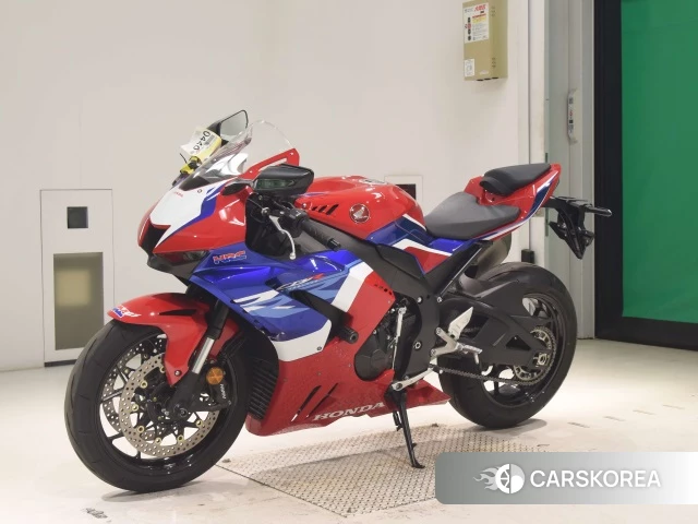 Honda CBR1000RR-R FIREBLADE 2023 из Японии, фото 3