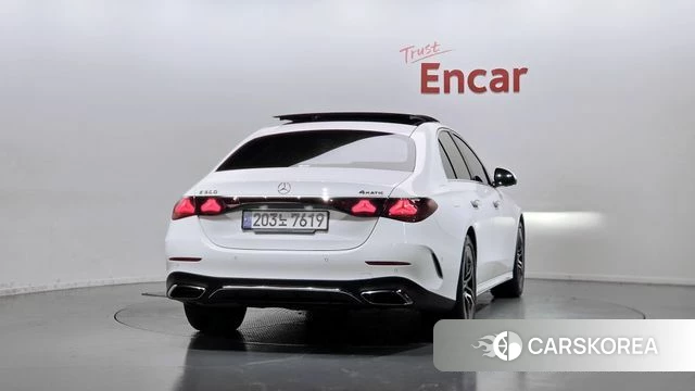 Mercedes-Benz E-Class W214 id 4757330 из Кореи 24
