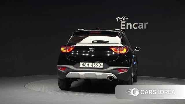 Kia Stonic id 4672636 из Кореи 14