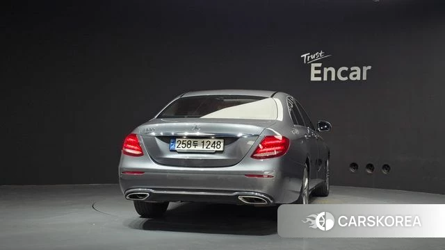 Mercedes-Benz E-Class W213 id 4780988 из Кореи 24