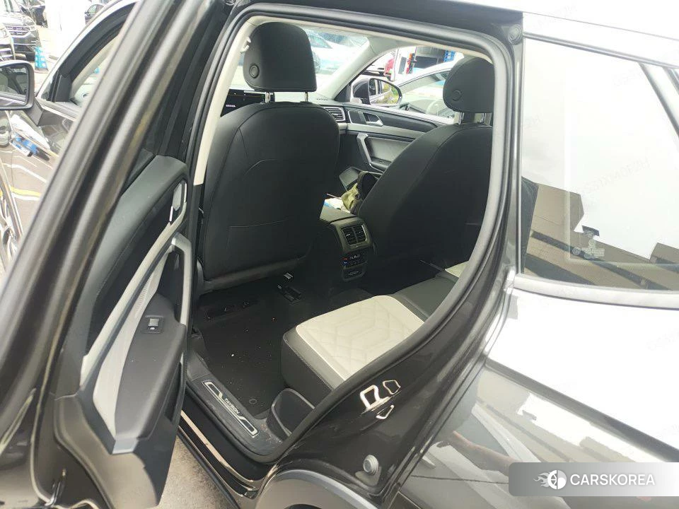 Volkswagen Tayron 2022 Черный из Китая, фото 5