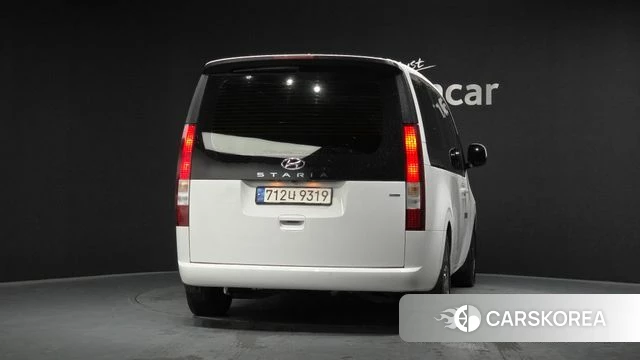 Hyundai Staria id 4349965 из Кореи 14