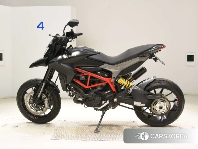 Проданный Ducati HYPERMOTARD 820 2013 из Японии