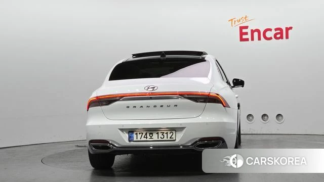 Hyundai The New Grandeur IG id 3832367 из Кореи 14
