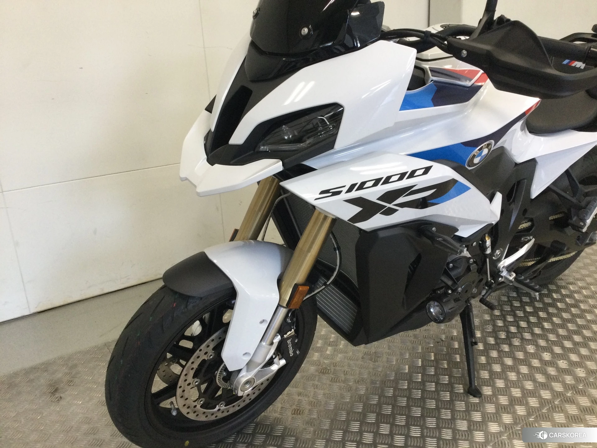 Проданный BMW S1000XR 2025 из Японии