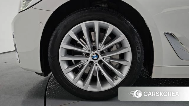 BMW 5 Series (G30) id 4693220 из Кореи 30