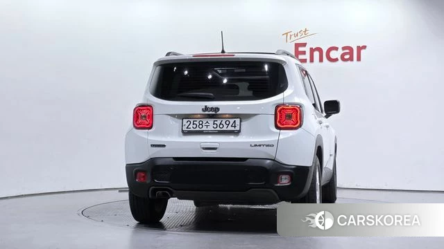 Jeep Renegade id 4894988 из Кореи 31