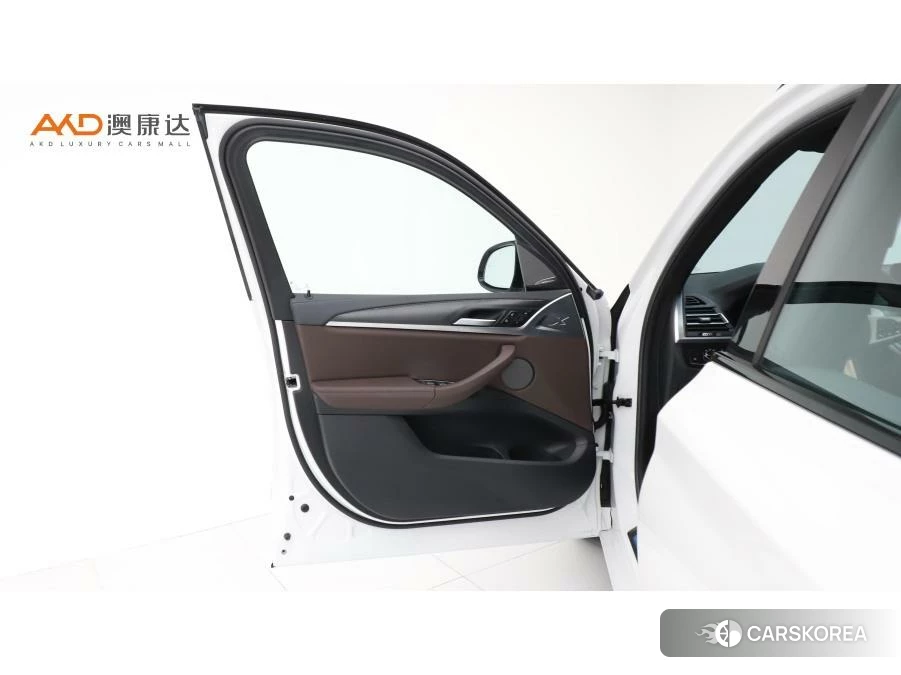 BMW X3 2021 Белый из Китая, фото 4