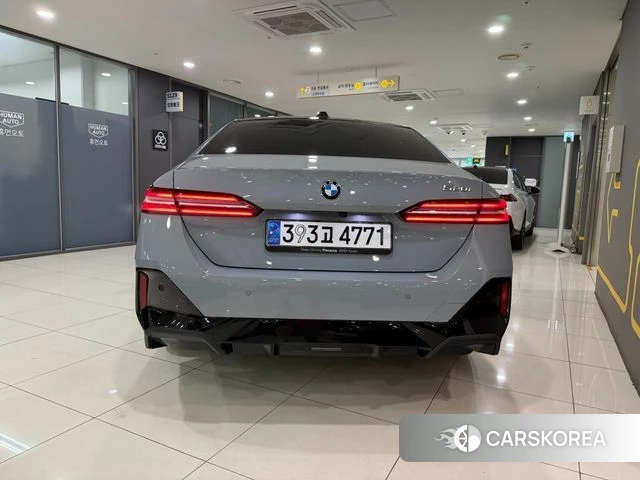 BMW 5 Series (G60) id 4322053 из Кореи 14