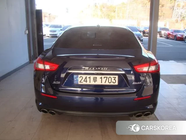 Maserati Ghibli id 3451602 из Кореи 14