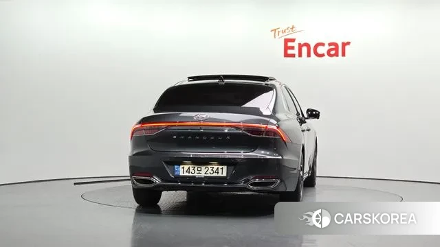 Hyundai The New Grandeur IG Hybrid id 3044948 из Кореи 14