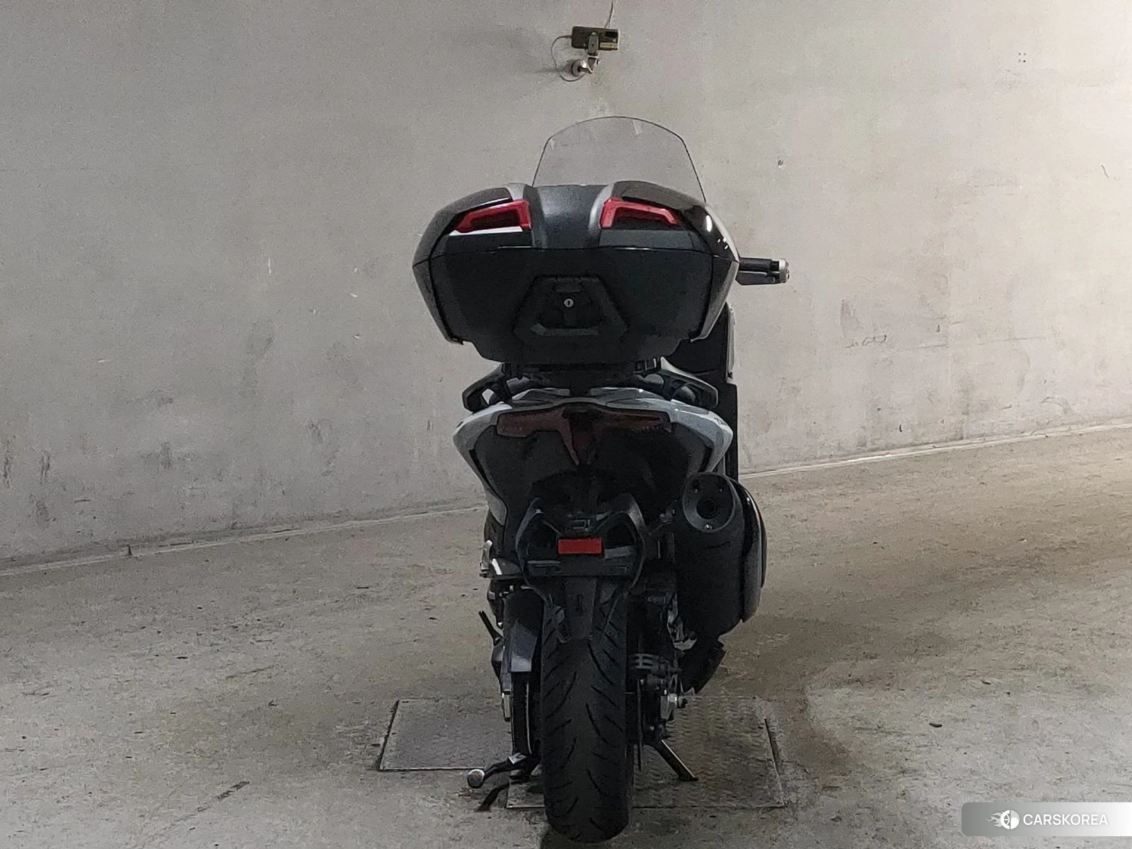 Yamaha T-MAX 560 2025 из Японии, фото 2