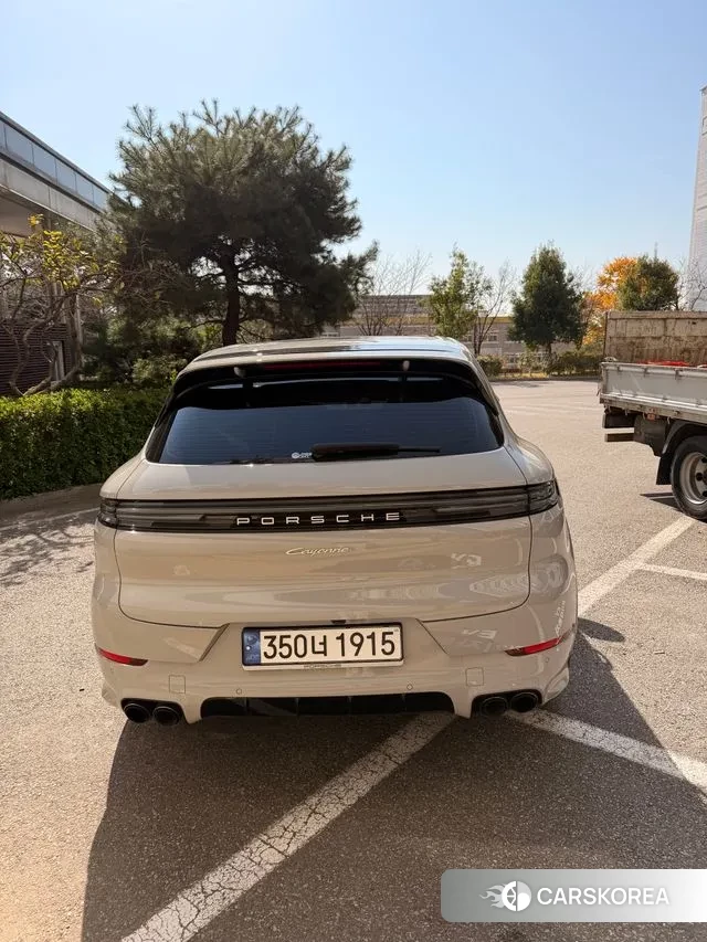 Porsche Cayenne (PO536) 2024 Цвет галактики из Кореи, фото 5