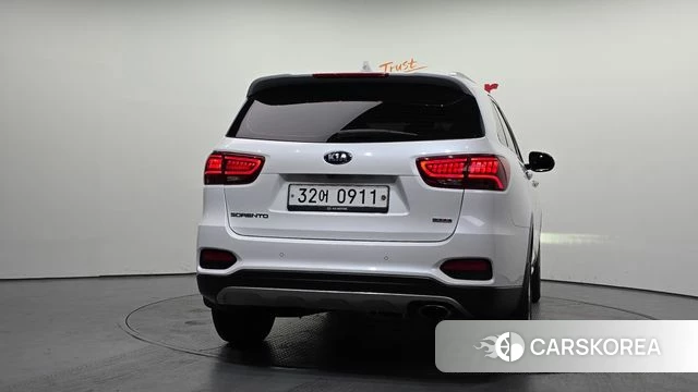 Kia The New Sorento id 4356639 из Кореи 14