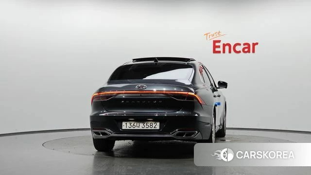 Hyundai The New Grandeur IG Hybrid id 4416000 из Кореи 31