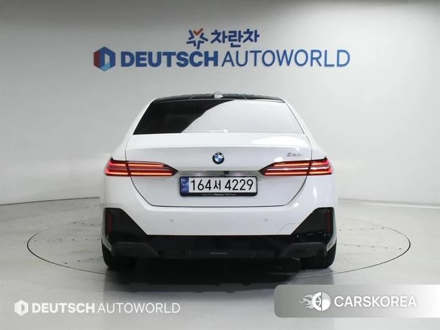 BMW 5 Series (G60) id 4590978 из Кореи 14