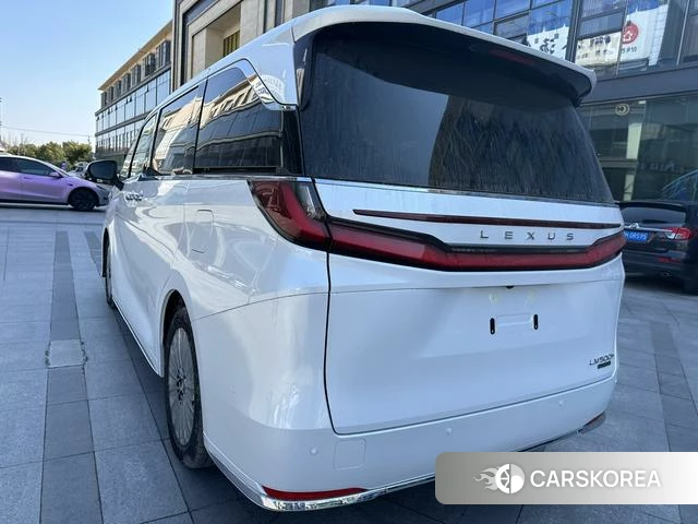 Lexus LM 2023 Белый из Китая, фото 5