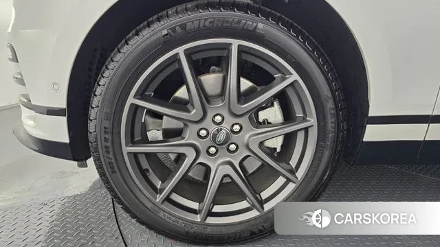Land Rover Range Rover Velar id 3457097 из Кореи 14