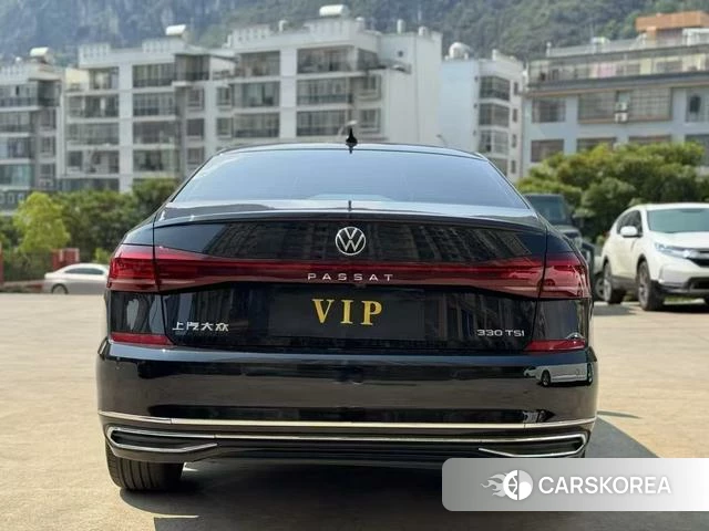 Volkswagen Passat 2023 Черный из Китая, фото 4