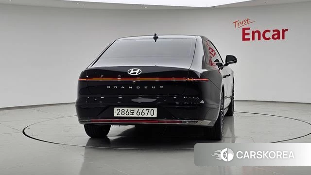 Hyundai Grandeur (GN7) id 3953517 из Кореи 14