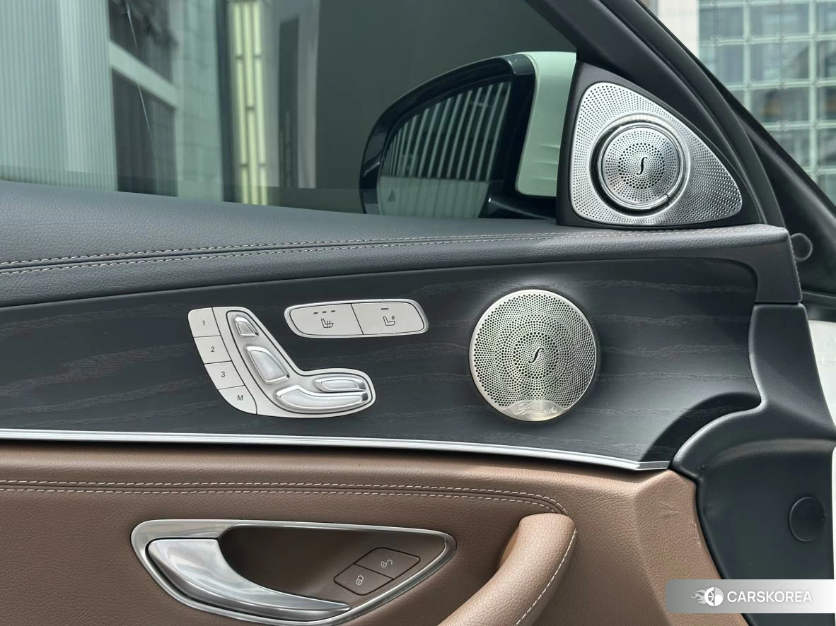 Mercedes-Benz E-class id 4493020 из Китая 13